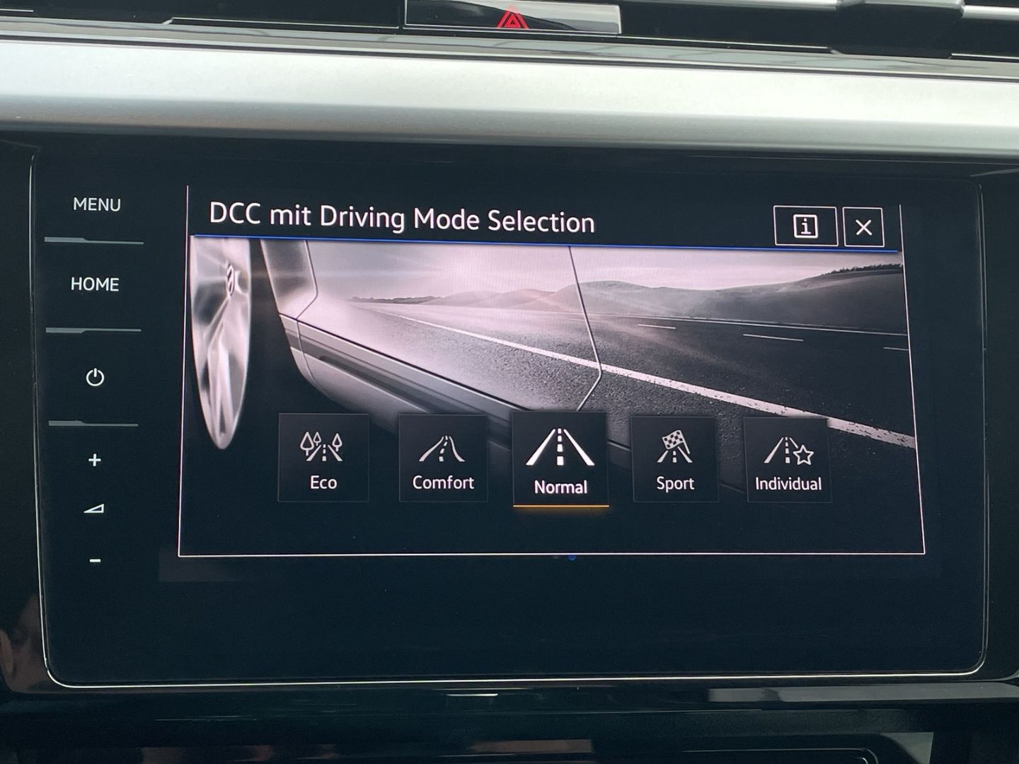 Arteon 2.0TSI DSG 4Motion R-Line Pano/AHK/Kamera