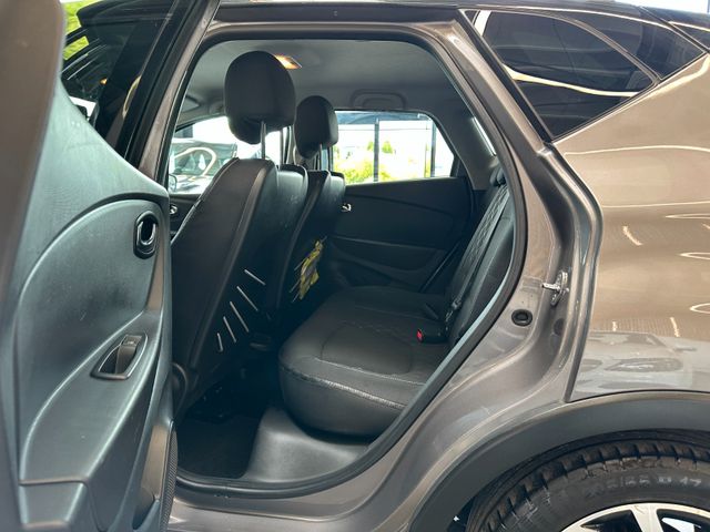 MYAUTOCENTER – Gebraucht- und Jahreswagen mit Werkstattservice in Pfaffenhofen Renault Captur Luxe *AHK*Klima*Sitzh*Navi*