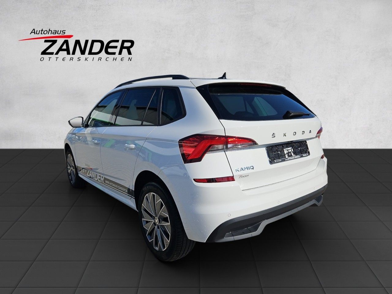 Fahrzeugabbildung SKODA Kamiq Tour el.Heckklappe,LED,Kamera