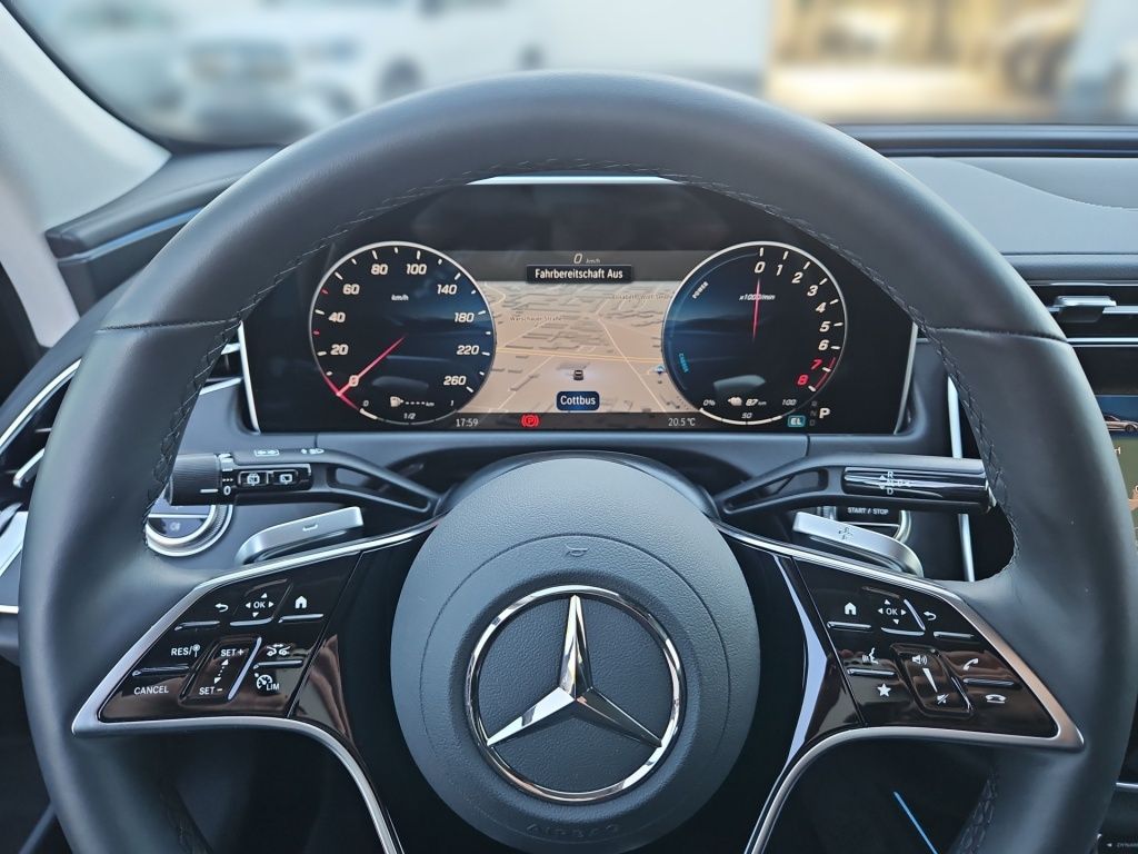 Fahrzeugabbildung Mercedes-Benz E 300 eT Avantg. Distronic+ AHK HUD Memory 360°