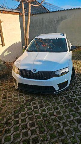 Skoda Octavia VRS E5 Bj 2016