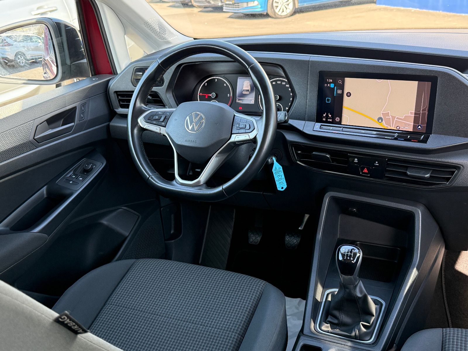 Fahrzeugabbildung Volkswagen Caddy 2.0 TDI ACC AHK DAB Navi PDC SHZ Winterpak