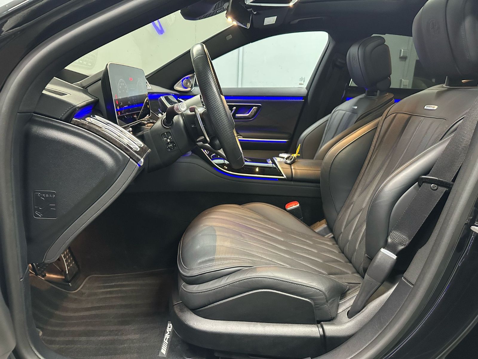 Fahrzeugabbildung Mercedes-Benz S 63 E Performance L *KERAMIK*PANO*TV*MASSAGE*