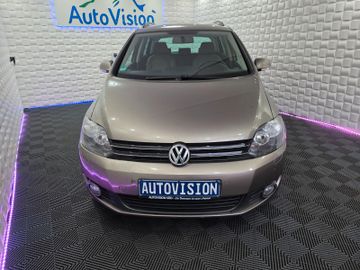 Volkswagen Golf - 2