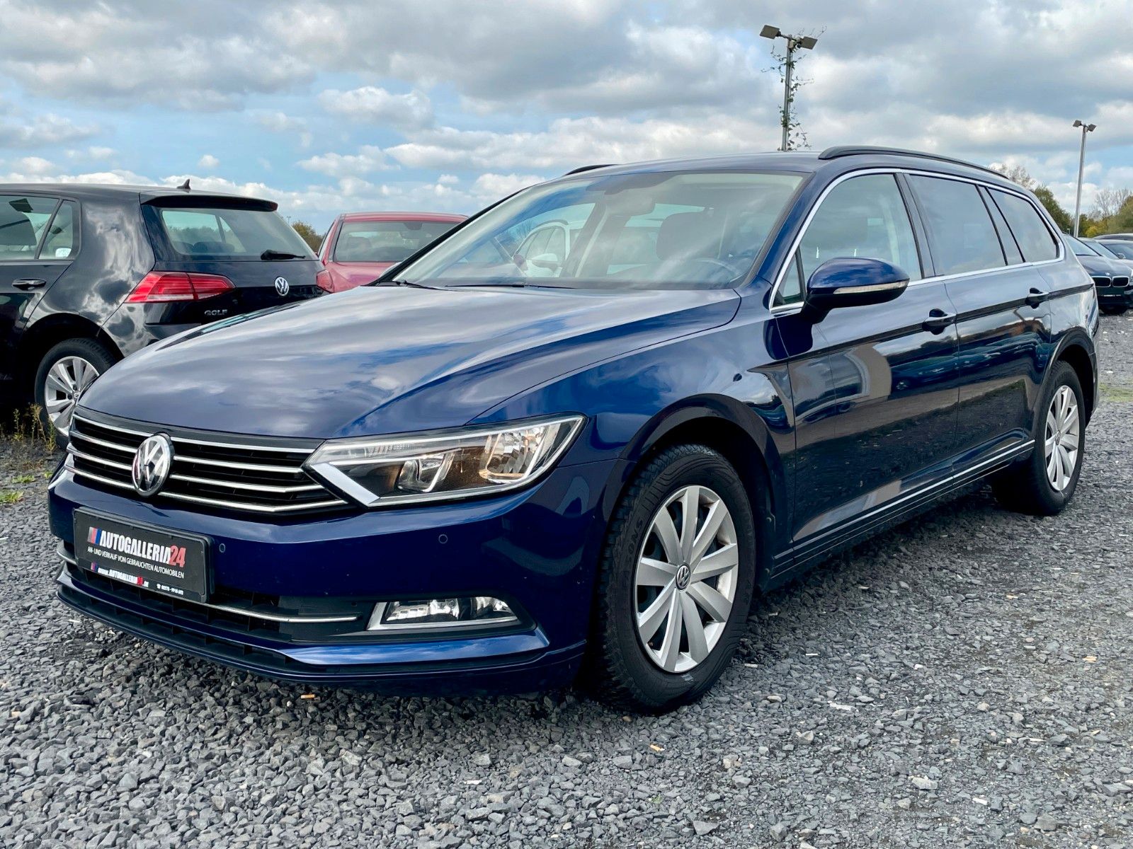 Fahrzeugabbildung Volkswagen Passat Variant 2.0 TDI Comfortline DSG Navi ACC