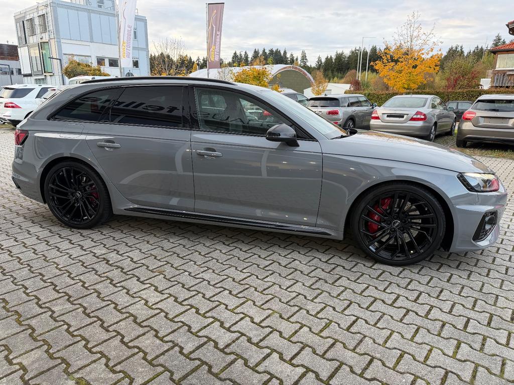 Audi RS4