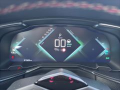 Fahrzeugabbildung DS Automobiles DS 7 Crossback 1.6 E-Tense 300 4x4 Performance L