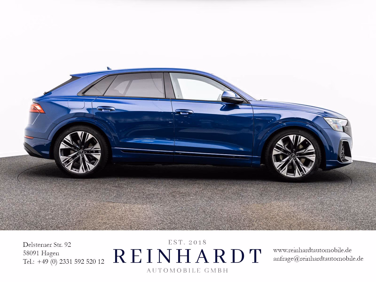 Audi Q8 55TFSie 2x S LINE BLACK LASER/SIDE/PANO/22Z.