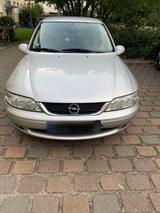 Opel Vectra - gebrauchte Opel Vectra aus dem Jahr 1999