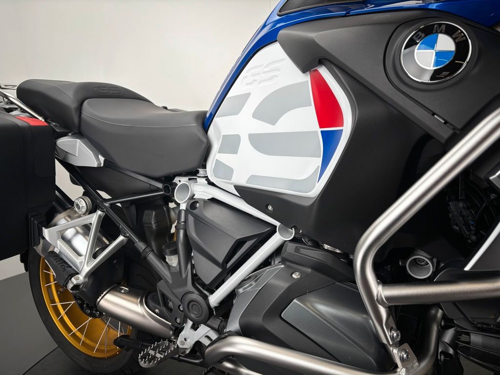 Fahrzeugabbildung BMW R 1250 GS ADVENTURE *KOFFER *TOP-AUSSTATTUNG