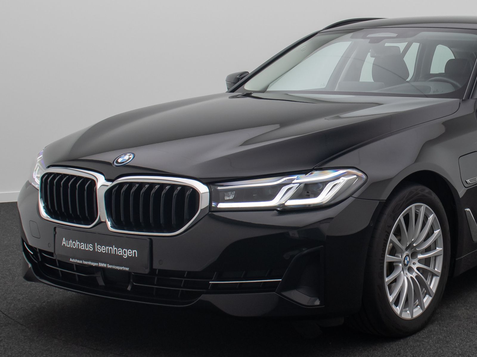 Fahrzeugabbildung BMW 530e xD ACC Laser HUD DAB Kamera 4xKlima Sport