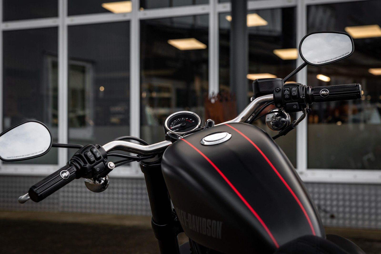 Fahrzeugabbildung Harley-Davidson XL1200CX Sportster Roadster - PENZL V2 -