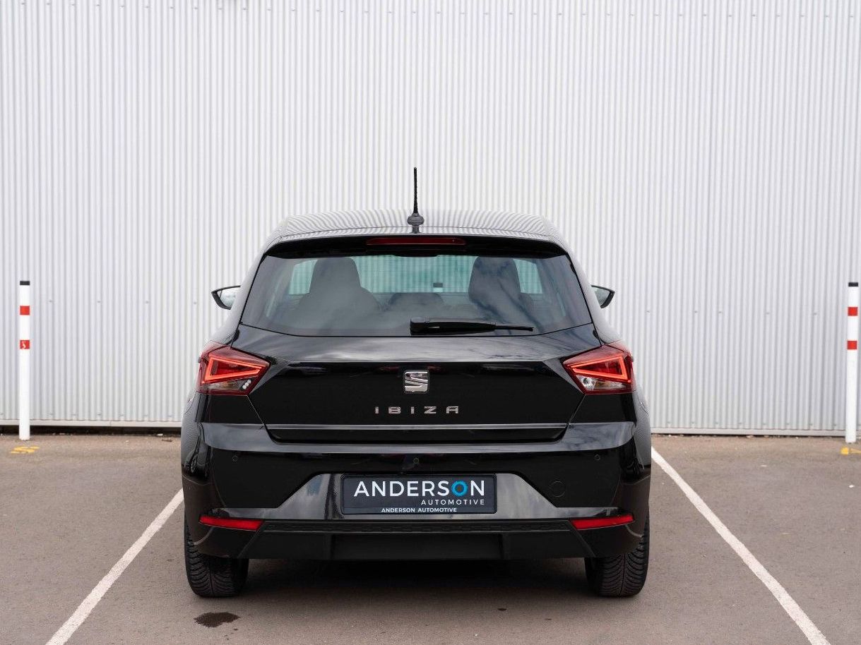 Fahrzeugabbildung SEAT IBIZA STYLE BEATS 1.0TSI DSG LED KAM VIRTC BLACK