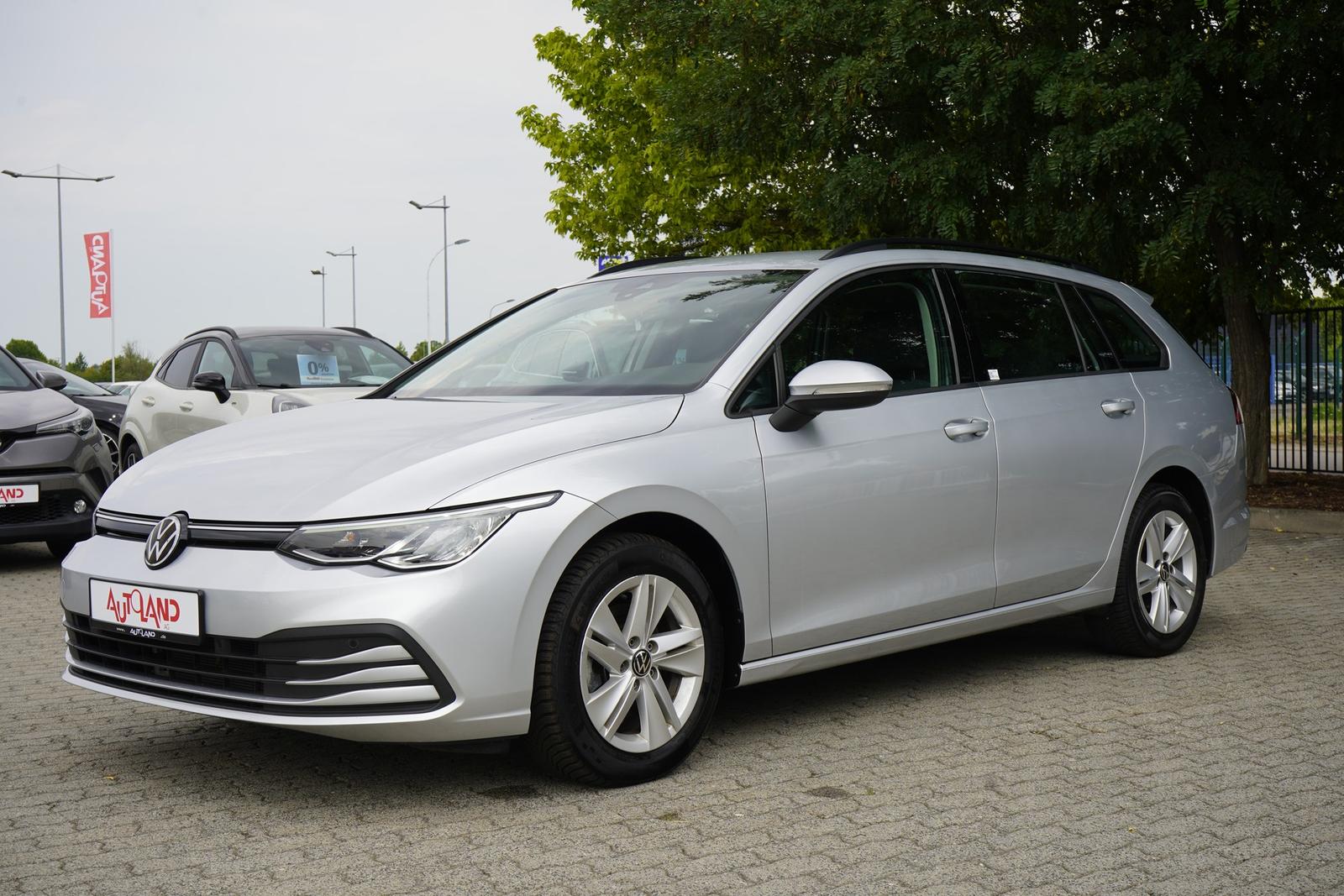 Volkswagen Golf VIII Variant Life eTSI DSG LED Navi ACC AHK, миниатюра 2