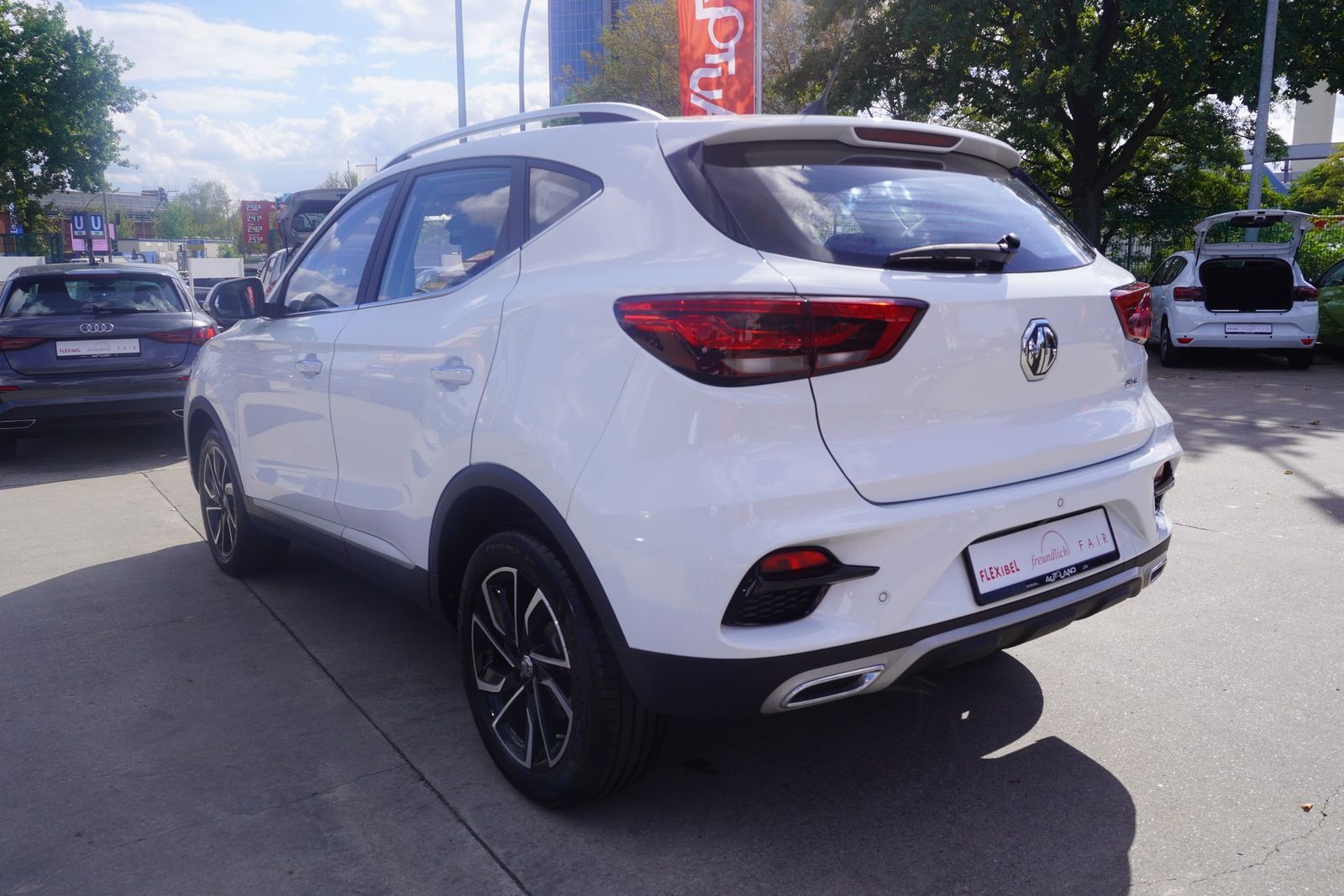 MG ZS