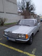 Mercedes-Benz Mercedes Oldtimer - Mercedes-Benz R 280 von privat