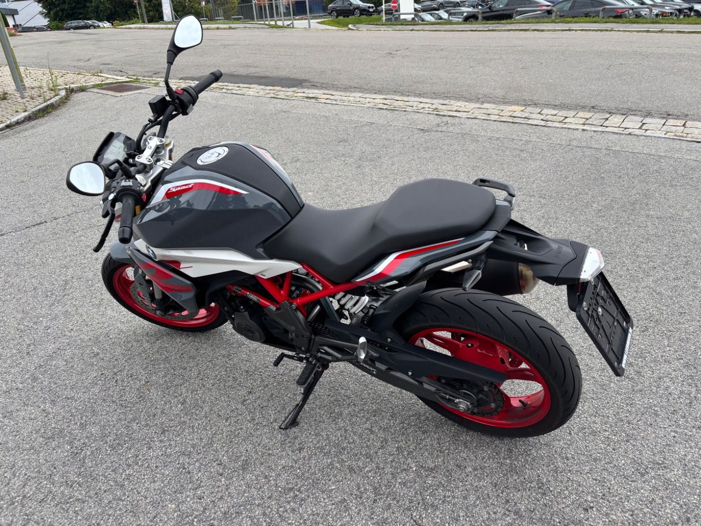 Fahrzeugabbildung BMW G 310 R Style Sport gepflegter Zustand