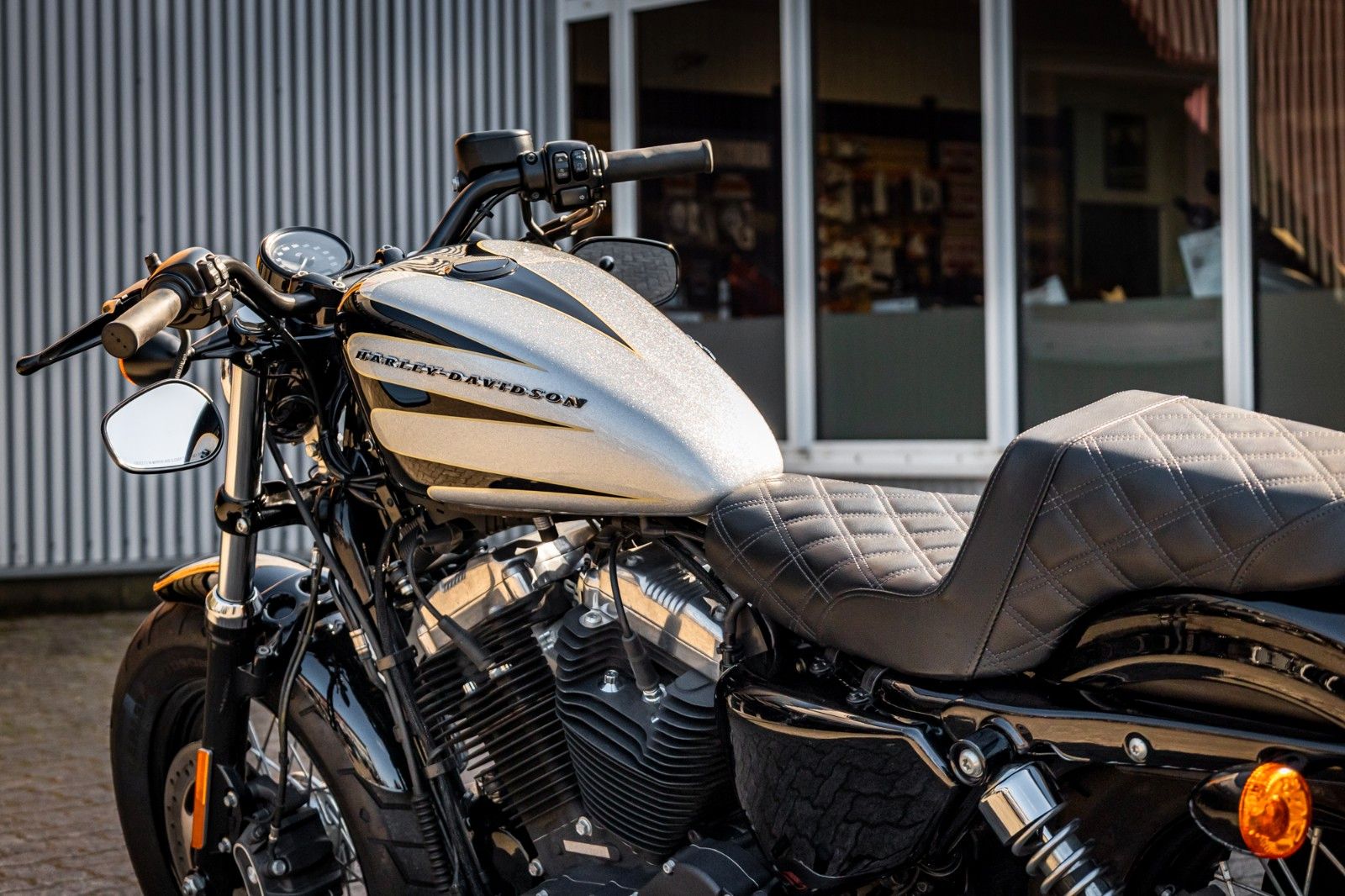 Fahrzeugabbildung Harley-Davidson XL1200X SPORTSTER FORTY-EIGHT - Remus -