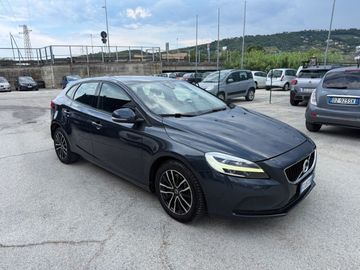 Volvo V40 - 2