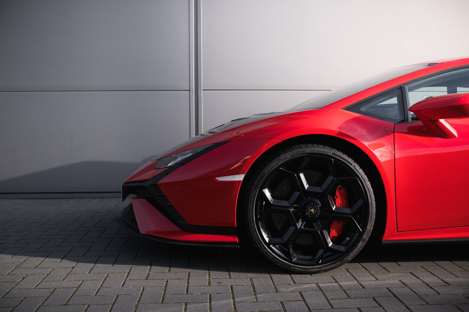 Fahrzeugabbildung Lamborghini Huracán Tecnica - Rosso Mars-Carbon-Lift-DAB