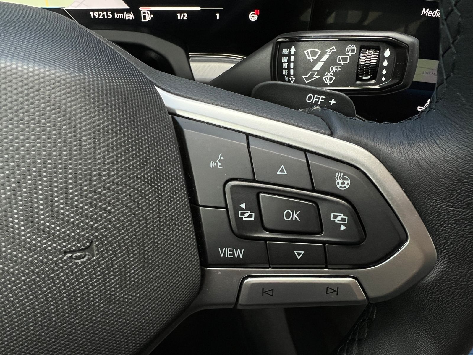 Fahrzeugabbildung Volkswagen Touareg 3.0 TDI 4MOTION *AHK, Luft, Leder, ACC,