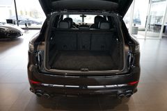 PORSCHE Cayenne S | InnoDrive | Pano | Matrix | AHK PORSCHE Cayenne S | InnoDrive | Pano | Matrix | AHK