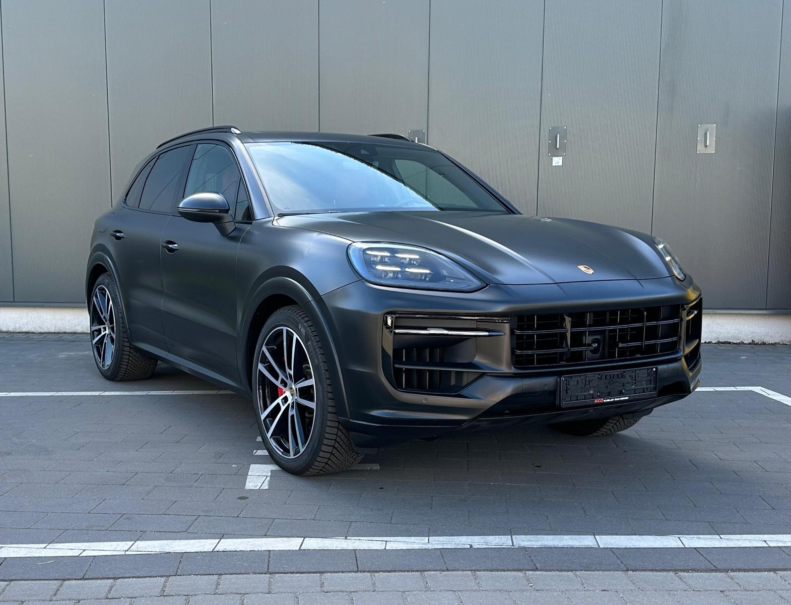 Porsche Cayenne S 4.0 V8 SportDesign Chrono Pano AHK Acc