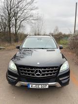 Mercedes-Benz ML  250 W166  Top Zustand  - schwarze Mercedes-Benz ML 250