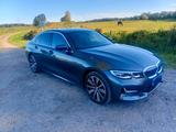 BMW 320d xDrive Limousine Luxury Line - BMW 320 Gebrauchtwagen in Kiel