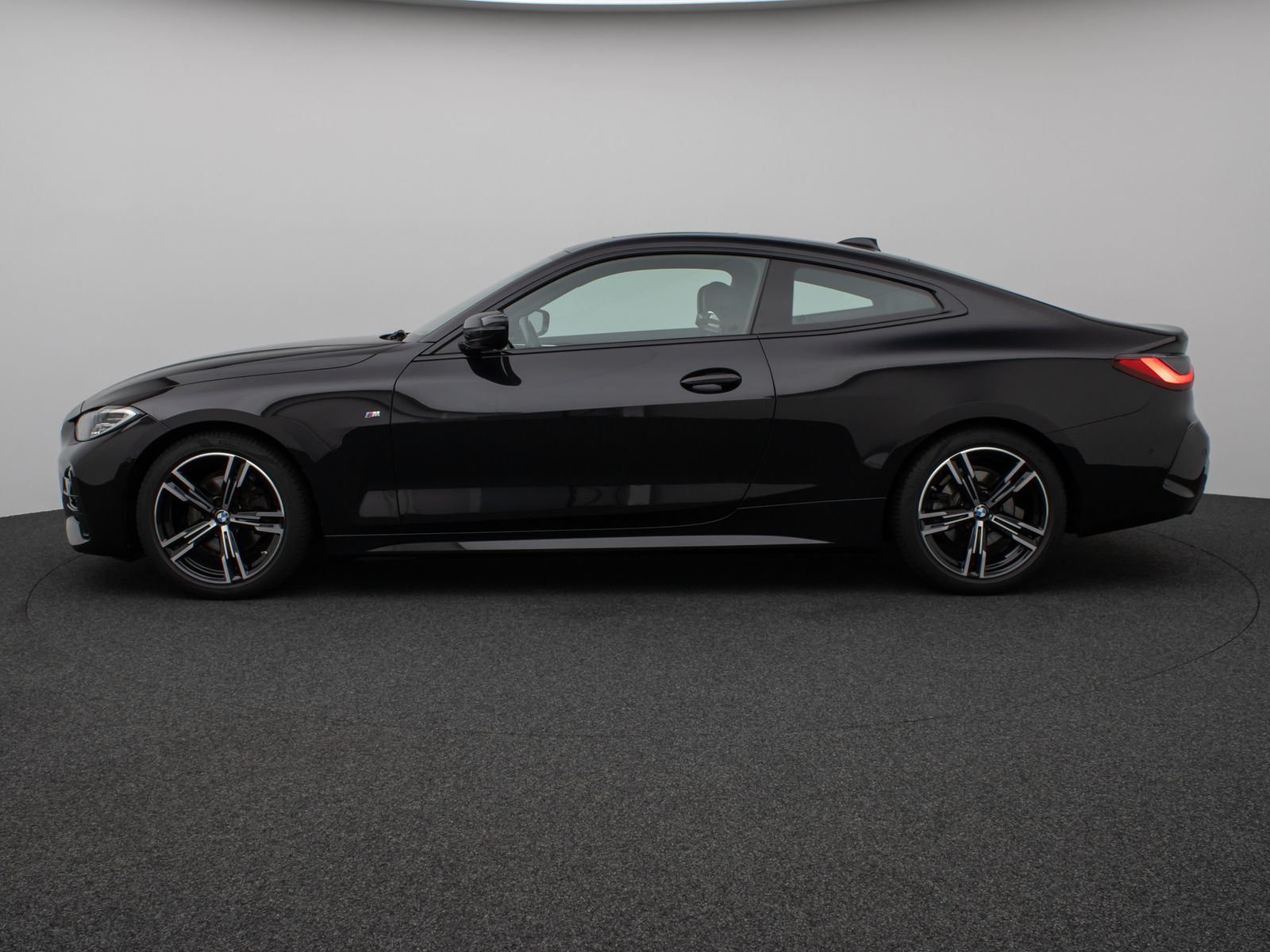 Fahrzeugabbildung BMW 420i Coupé M Sport Glasdach Kamera DAB H/K Komfo