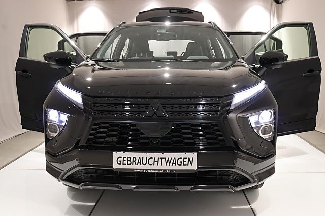 Eclipse Cross Plus SELECT Black Hybrid 4WD KAMER