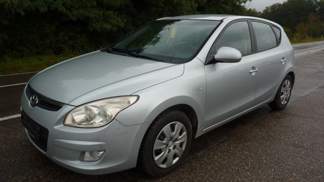 Hyundai i30 1.4 Comfort *Klima * HU Neu