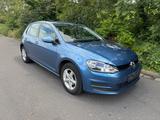 Volkswagen Golf VII Lim. Trendline BMT 2.HAND TOP ZUSTAND - Gebrauchtwagen in Frankfurt bis 10.000 Euro