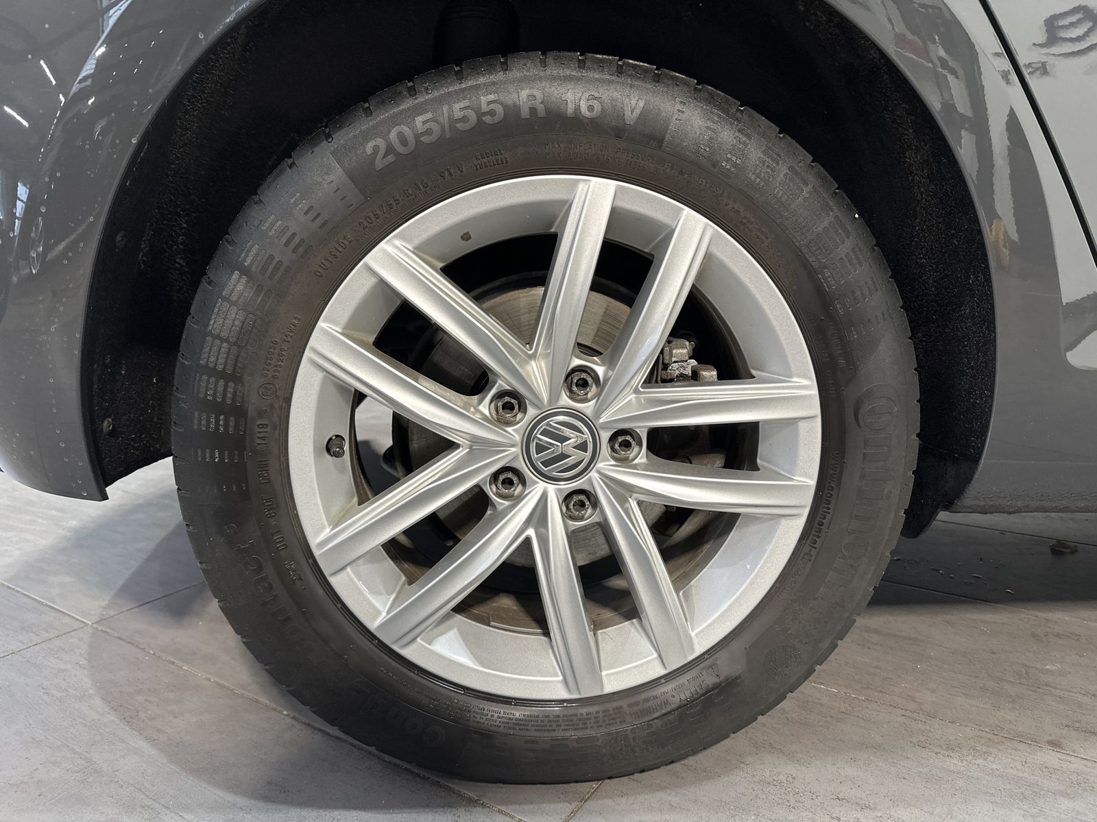Fahrzeugabbildung Volkswagen Golf 2.0 TDI CL NAV+LED+ACC+SHZ+DYNAUDIO+TEMPO