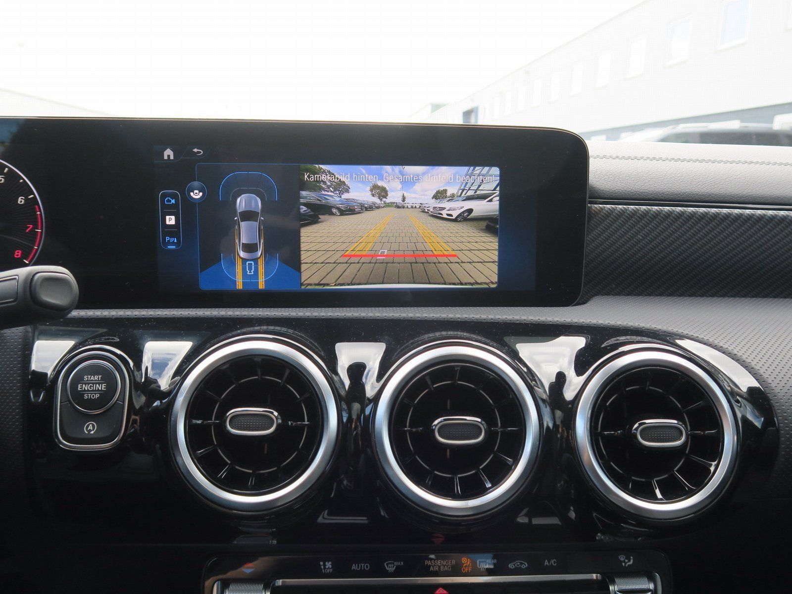 Mercedes-Benz CLA 180 Progressive Night-Paket Panorama Kamera foto 17