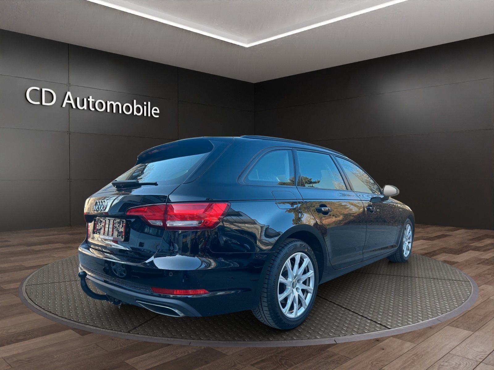 Fahrzeugabbildung Audi A4 Avant 35 TFSI Navi/Klimaaut./Siztheizung/AHK