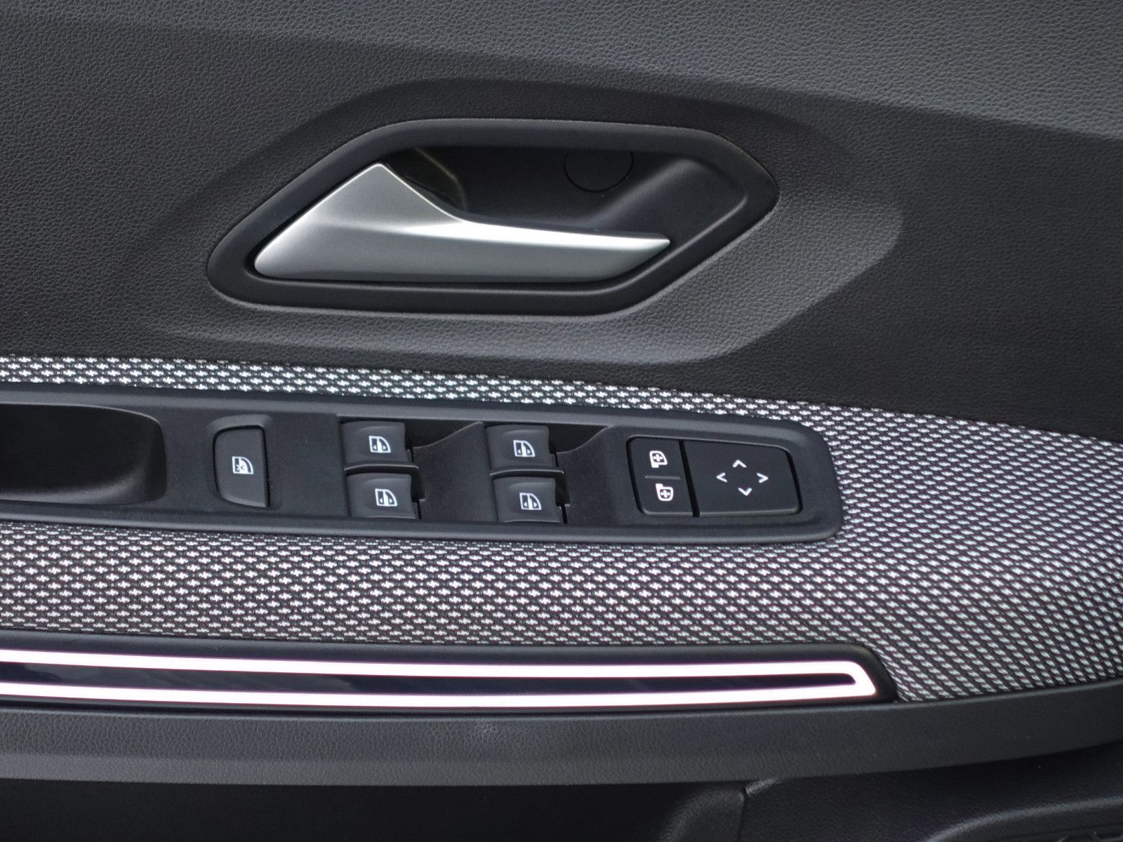 Fahrzeugabbildung Dacia Jogger TCe 110 Extreme+ I.Hd AHK Navi Garantie+