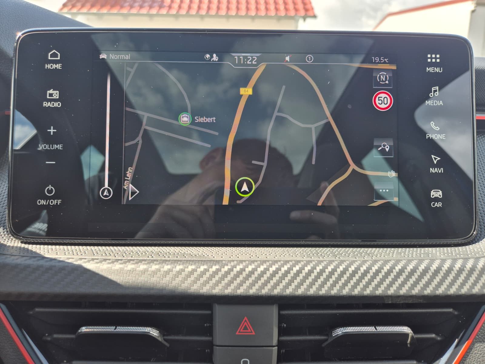 Fahrzeugabbildung SKODA Kamiq 1.5 TSI DSG Monte Carlo PANO*MATRIX*5J.GAR
