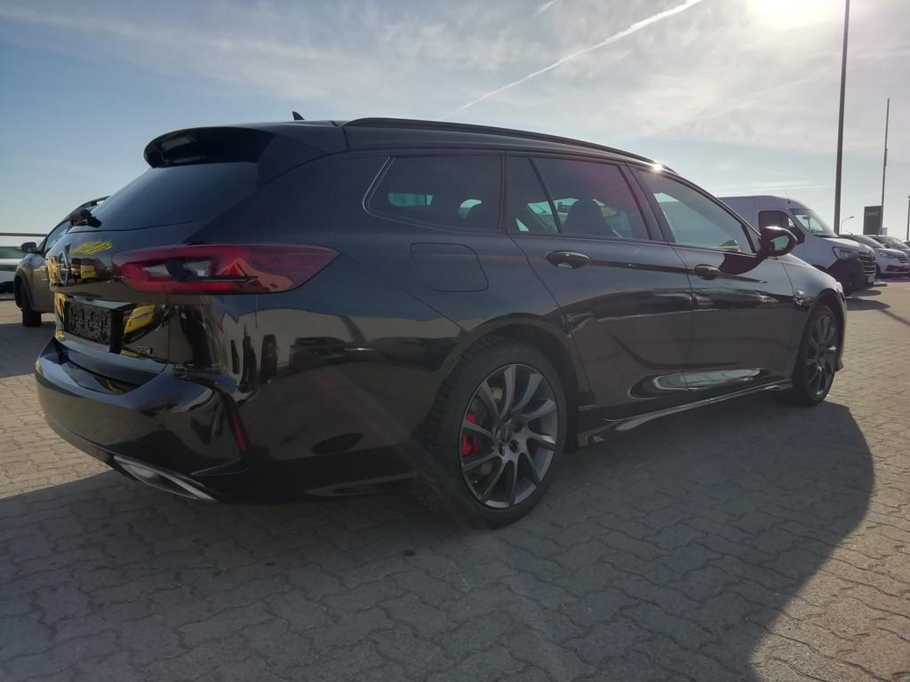 Opel Insignia B Sports Tourer 2.0 GSi 4x4 MATRIX-LED