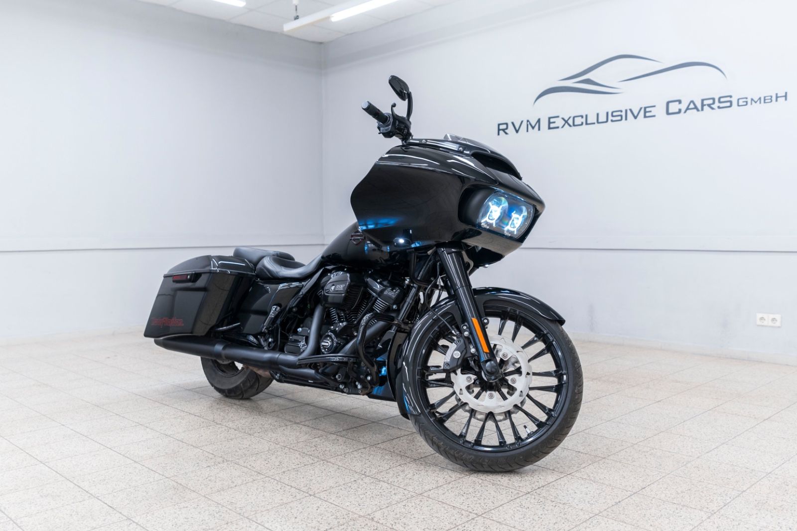 Fahrzeugabbildung Harley-Davidson FLTRXS ROAD GLIDE SPECIAL