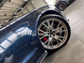 Audi RS6 quattro performance *PANO*KAM*PDC*TOUCH*