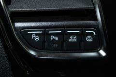 Fahrzeugabbildung Ford Tourneo Custom L1 Titanium X Automatik 8-Sitzer