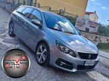 Peugeot 308 BlueHDi 130 S&S EAT8 SW Allure-Preci - Peugeot 308 mit Halbautomatikschaltung