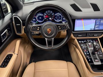 Porsche Cayenne - 11