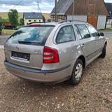 Skoda Octavia Combi 1.6 Ambiente Ambiente - Skoda Octavia aus 2006: Ambiente