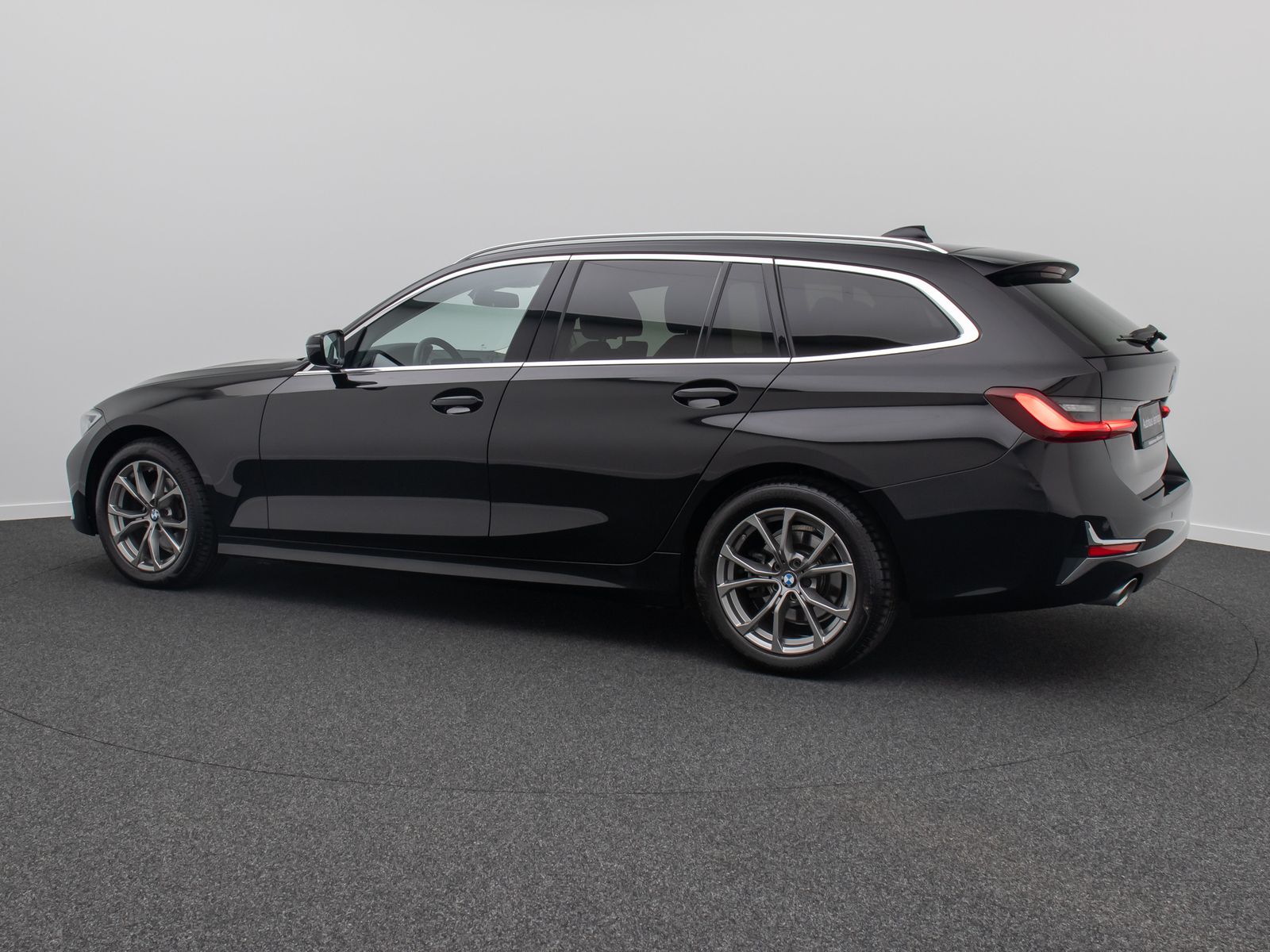 Fahrzeugabbildung BMW 320d Luxury Line DAB Leder Komfort HiFi Sport