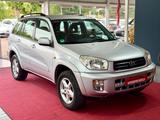 Toyota RAV 4 2.0-VVT-i 4x4 Special/ 2.Hand/Klima - gebrauchte Toyota RAV 4 aus dem Jahr 2003