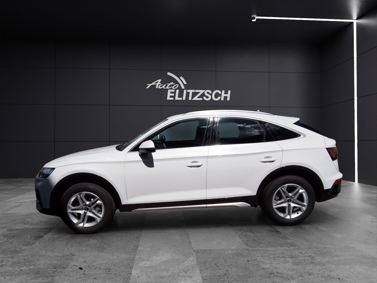 Fahrzeugabbildung Audi Q5 Sportback 40 TDI quattro Matrix Navi Leder AV