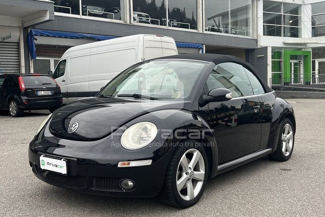 Volkswagen VOLKSWAGEN New Beetle 1.6 Cabrio