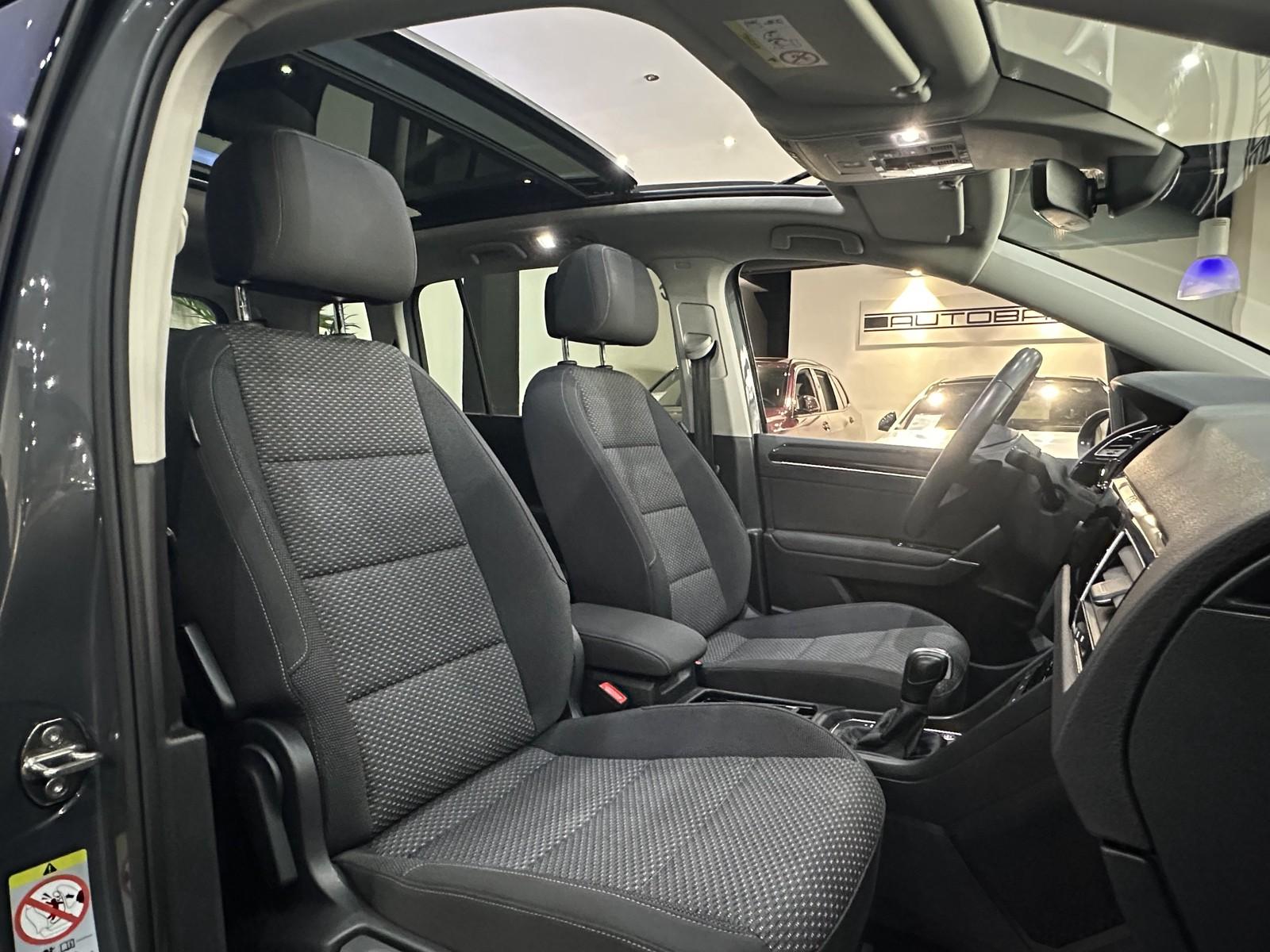 Volkswagen Touran DSG*7SITZER*PANO*ACC*AHK*CARPLAY*, миниатюра 12